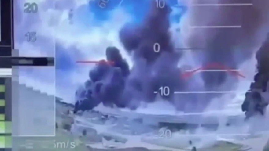 Ukraine chơi bài ngửa với chiến dịch "Mạng Nhện", quyết giành lợi thế trước Nga